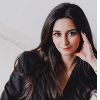 Елена Кадомцева