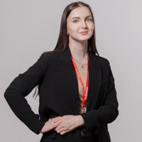 Полина Захарова