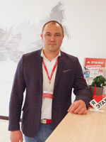 Роман Олейник