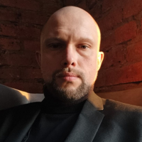 Денис Антонов
