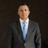 Олег Козлов