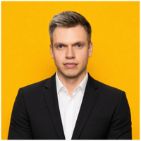 Станислав Исаев
