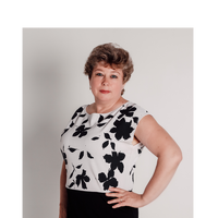 Елена Петрова