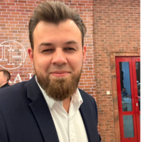 Глеб Подшибякин