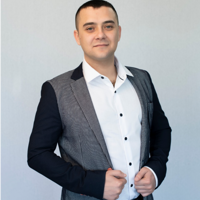 Александр Ледяшов