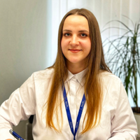 Алена Абрамова