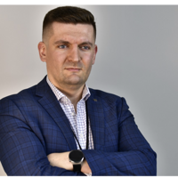 Михаил Стрелец