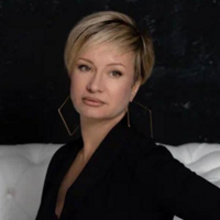 Елена Варцева