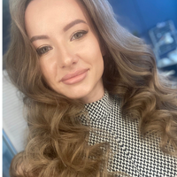 Юлия Воскресенская