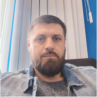 Олег Андрющенко