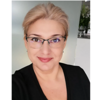 Елена Белоусова