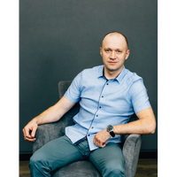 Евгений Захаров