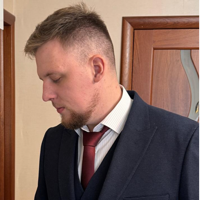 Роман Сас