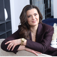 Светлана Липатова