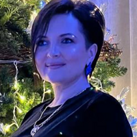 Елена Семенова