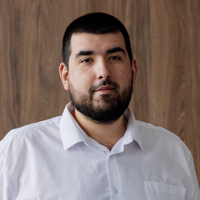 Виктор Стариков