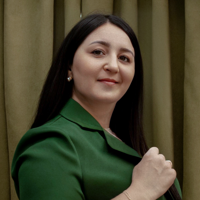 Елена Невзорова
