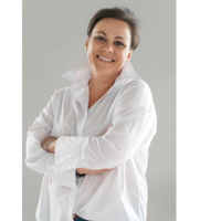 Елена Власова