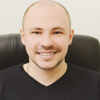 Сергей Тихонов