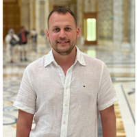 Александр Исаков