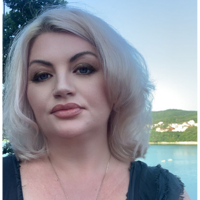Елена Варава