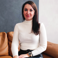 Елена Селиверстова