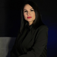 Елена Кадина