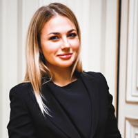 Юлия Белоголовцева