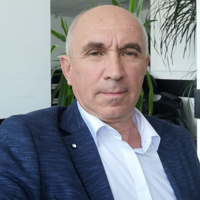 Олег Корниенко