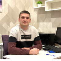 Денис Зотов