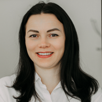 Анна Серкова