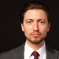 Илья Романов