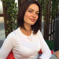 Елена Казарина