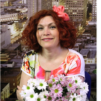 Лариса Ломаева