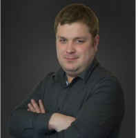 Александр Комаров