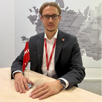 Владимир Липатов