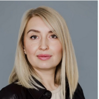Янина Ипполитова