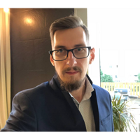 Александр Садаков