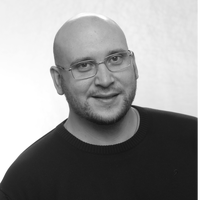 Евгений Устинов