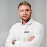 Артём Ларионов