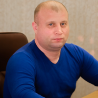 Дмитрий Леонов