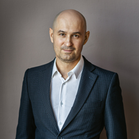 Вадим Константинов