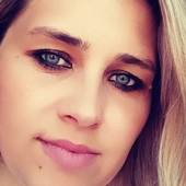 Елена Мурадова