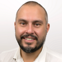 Денис Шевцов