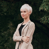 Анна Луговец