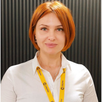 Анна Дайнес