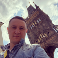 Антон Сухарев