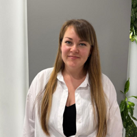 Светлана Захарова