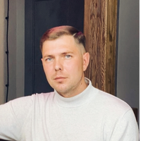 Андрей Романов