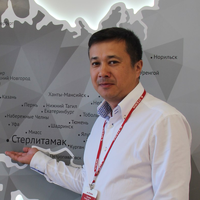 Руслан Султанов